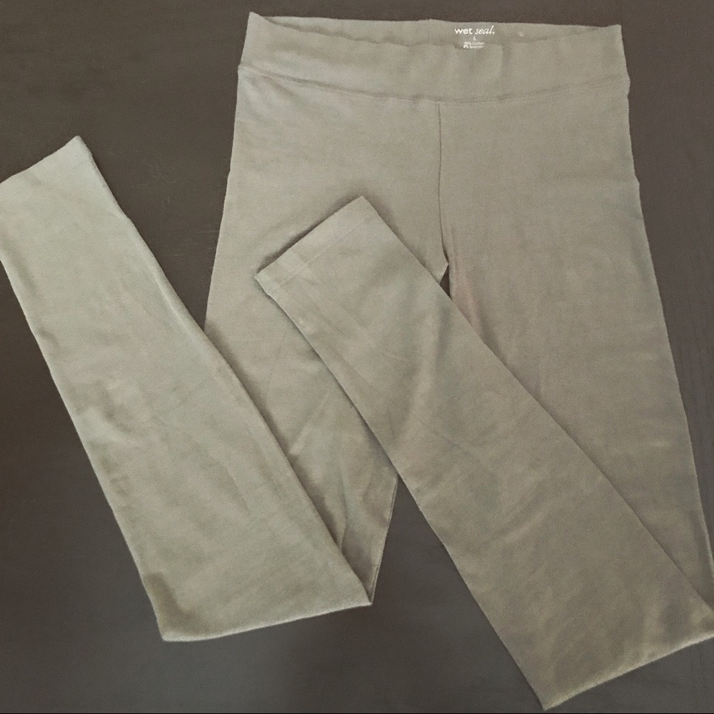 NWOT [Wet Seal] Mid-Rise Olive Green Leggings